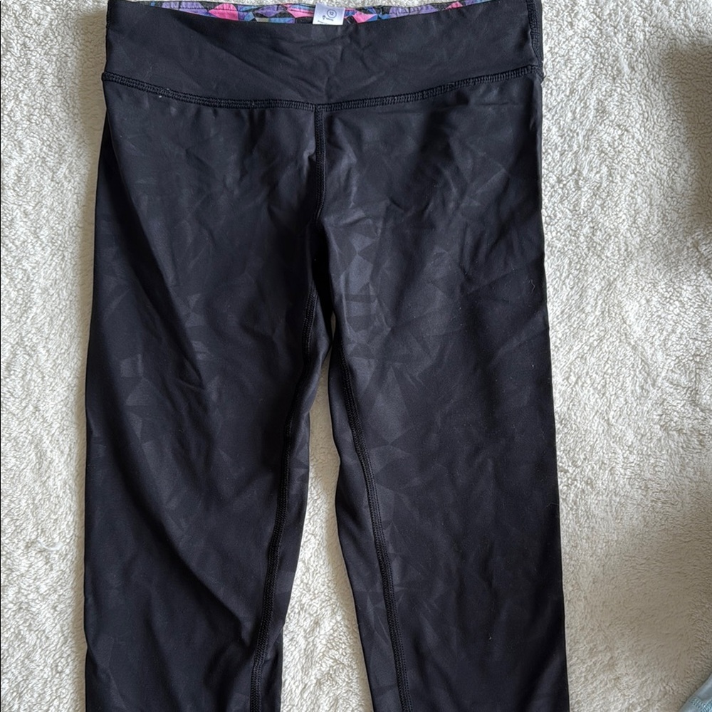 Ivivva Geometric Pattern capris